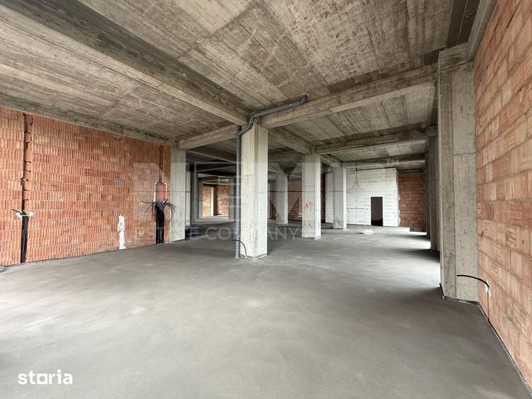 Spațiu comercial, de 550 mp, în Central