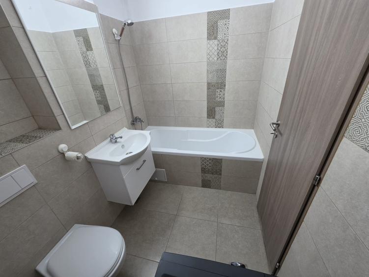 Garsonieră decomandată în Drumul Carului