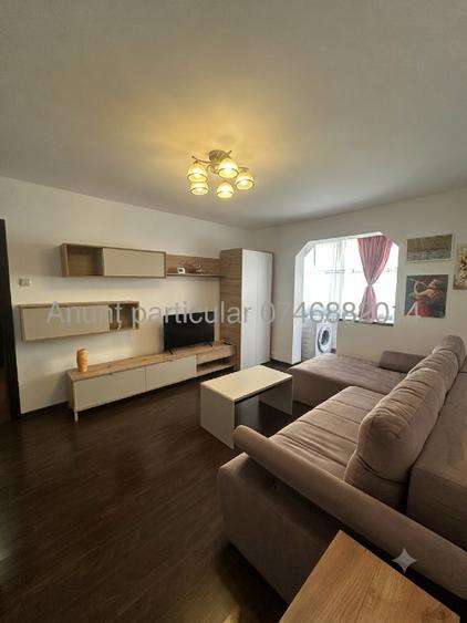 Apartament cu 2 camere semidecomandat, mobilat în Noua