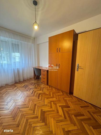 Apartament cu 3 camere decomandat în Calea Aradului