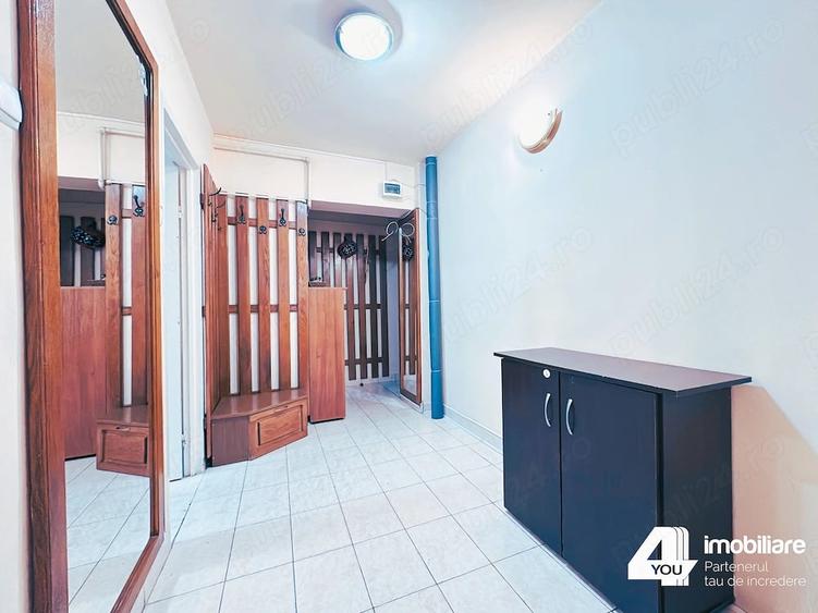 Apartament cu 2 camere semidecomandat în Boul Roșu