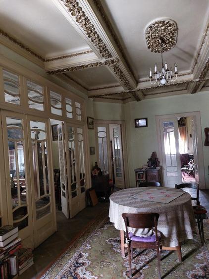 Casă cu Teren 537 Mp în Central