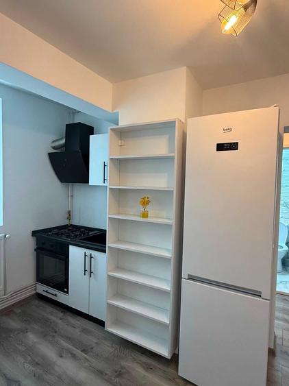 Apartament cu 2 camere decomandat în Ultracentral