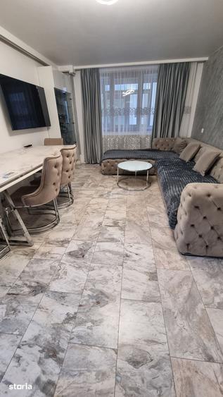 Apartament cu 2 camere decomandat în Tomis I