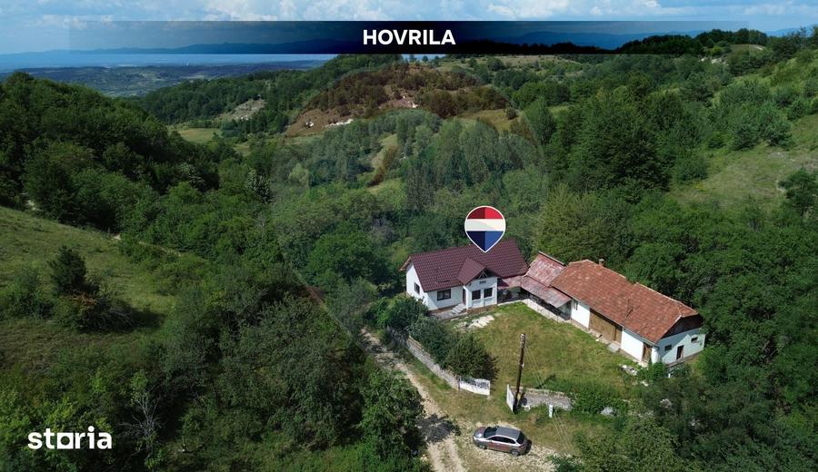 Casă cu 2 camere cu Teren 2628 Mp în Central