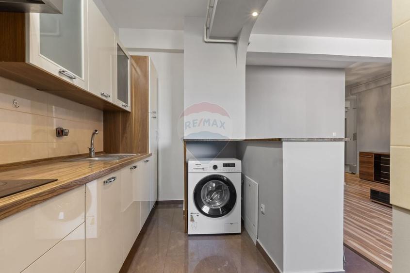 Apartament cu 3 camere decomandat, mobilat în UTA