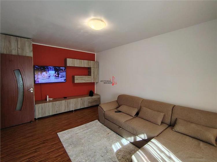 Apartament cu 2 camere decomandat, mobilat în Basarabia