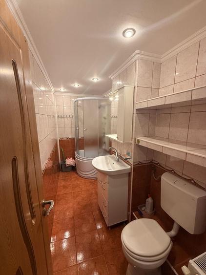 Apartament 2/3 camere zona micro - 8
