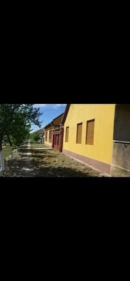 Casă cu 4 camere în Șomoșcheș