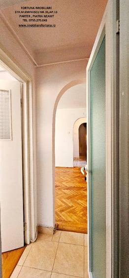 Apartament cu 3 camere semidecomandat în Dărmănești