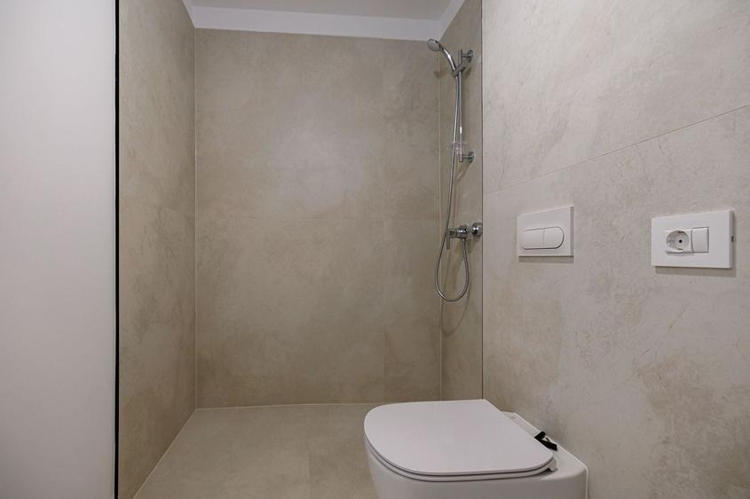 Apartament cu 3 camere decomandat în Braytim