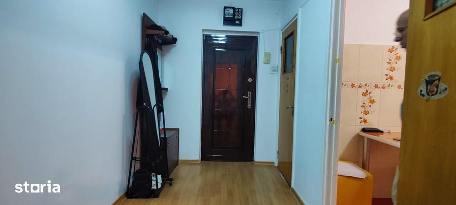 Apartament 3 camere de va^nzare Drumul Taberei - 13