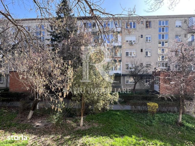 Apartament cu 3 camere în Rogerius