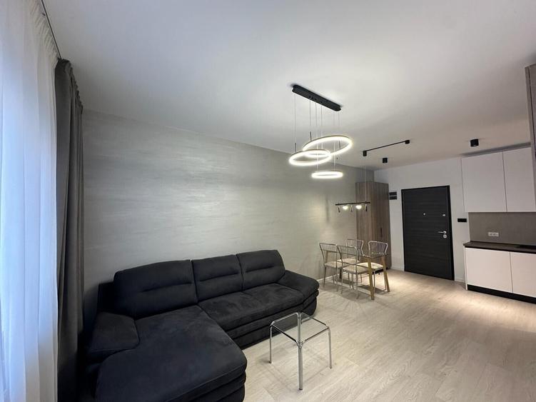 Apartament cu 2 camere semidecomandat, mobilat în Brâncoveanu