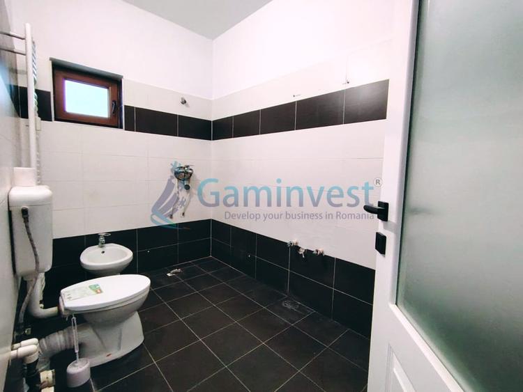 Apartament cu 4 camere decomandat în Vest