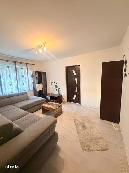 Apartament cu 2 camere nedecomandat, mobilat în Vasile Aaron