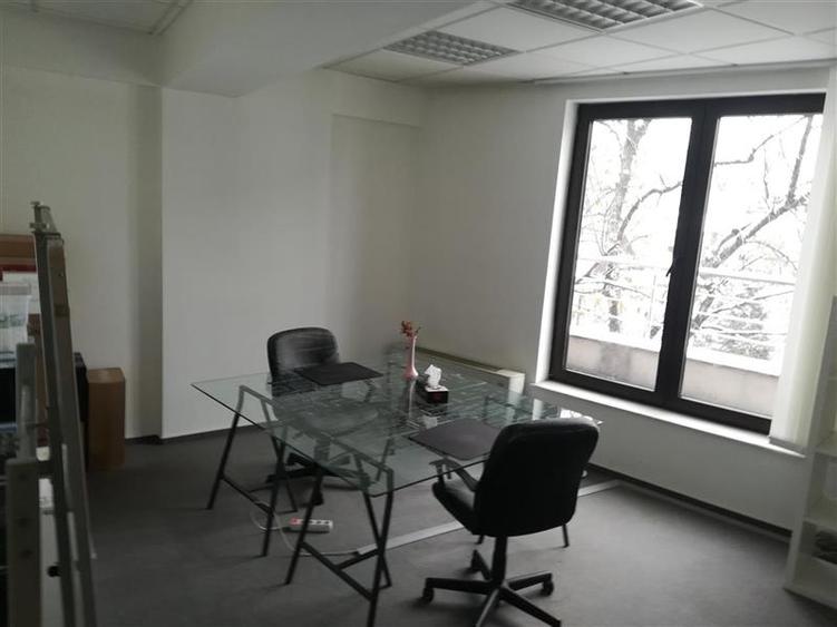 Birou, de 350 mp, în Polonă