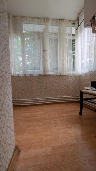 Apartament cu 2 camere decomandat în Ostroveni