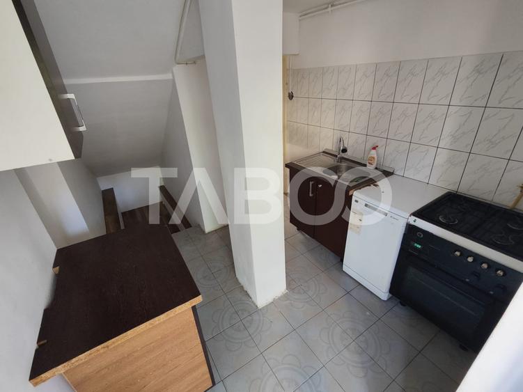 Apartament decomandat 93 utili curte proprie pivnita Sub Arini Sibiu - 8