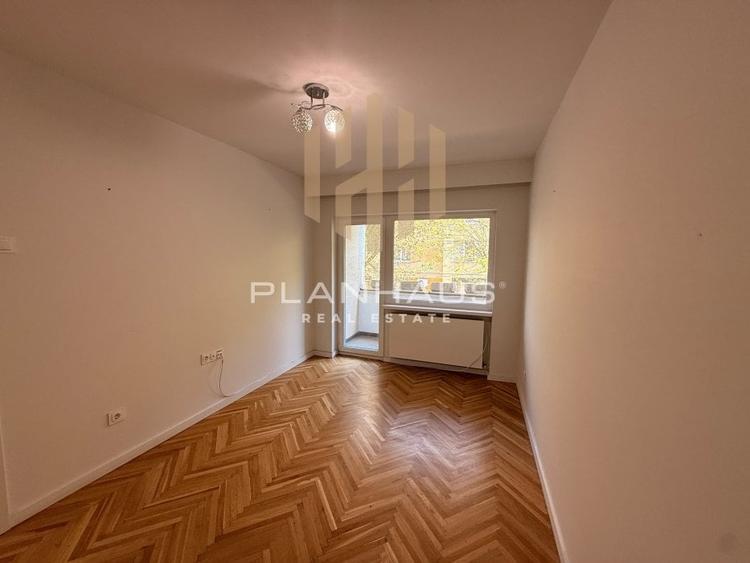 Apartament cu 4 camere decomandat, mobilat în Ultracentral