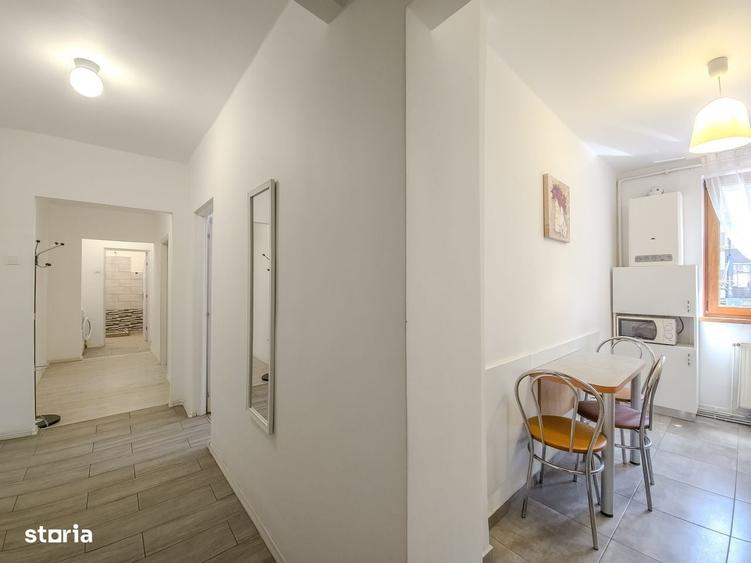Apartament cu 3 camere decomandat în Central