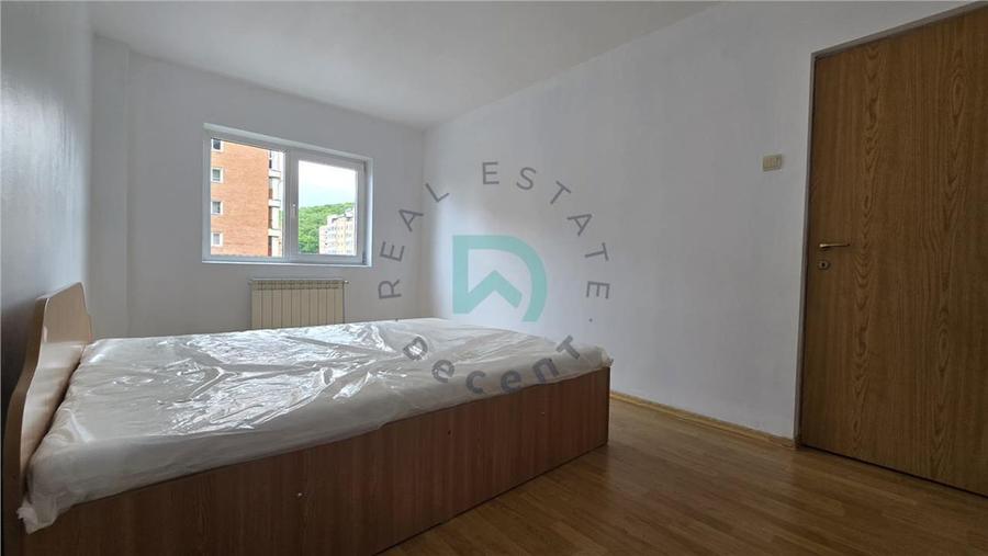 Apartament cu 2 camere decomandat în Răcădău