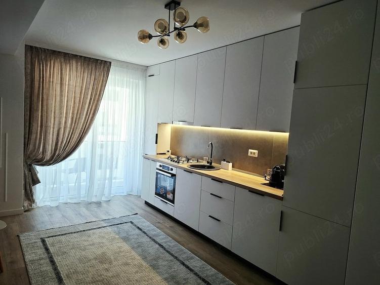 Apartament cu 3 camere decomandat în Obcini