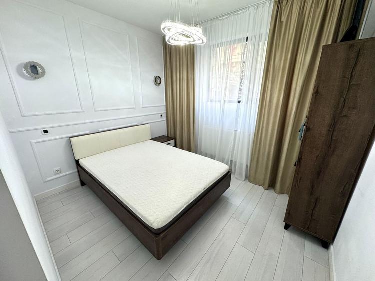 Apartament cu 3 camere decomandat în Lujerului