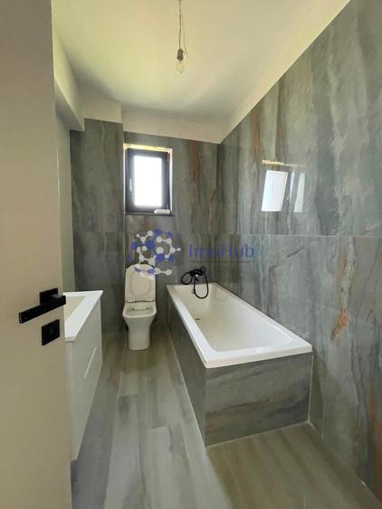 Apartament cu 2 camere decomandat în Rediu