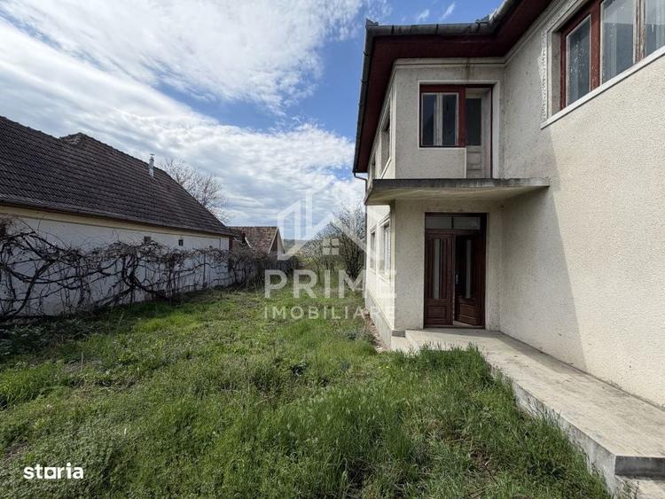 Casă cu 4 camere în Aronești