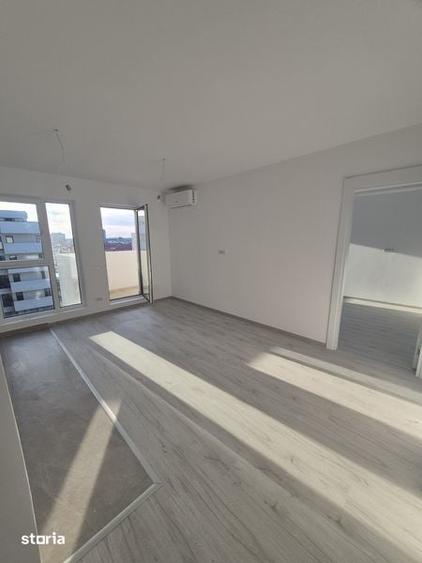 Apartament cu 2 camere semidecomandat în Berceni