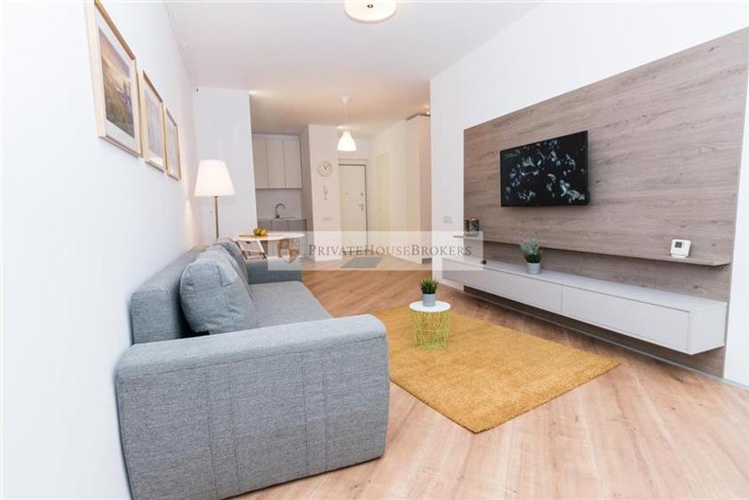 Apartament cu 2 camere semidecomandat, mobilat în Pipera