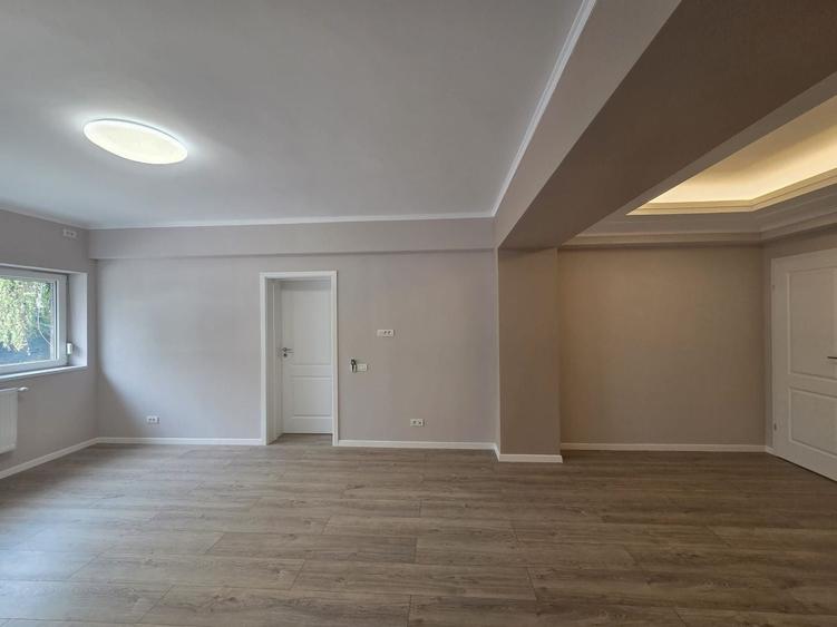 Apartament  3 camere-Ideal Notariat-Ideal Avocat - 1