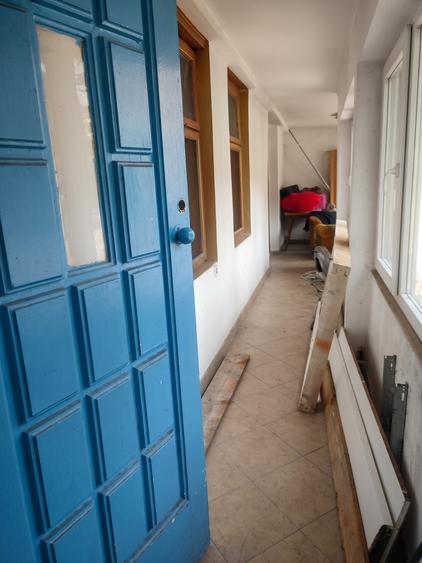 Casă cu 9 camere cu Canalizare în Dârste
