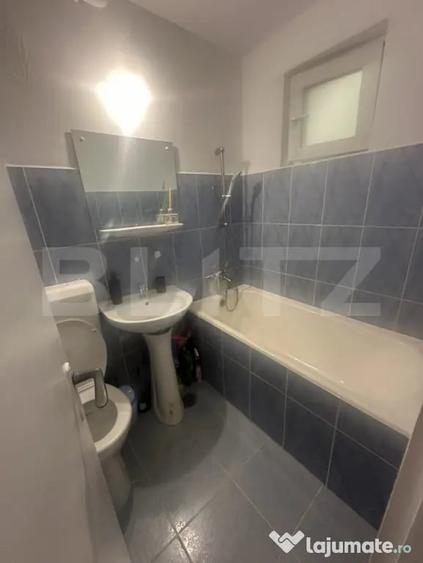 Apartament cu 2 camere decomandat în Micro 14