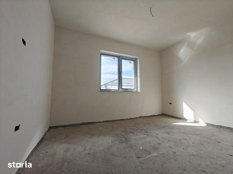 Casă cu 4 camere cu Teren 411 Mp în Clinceni