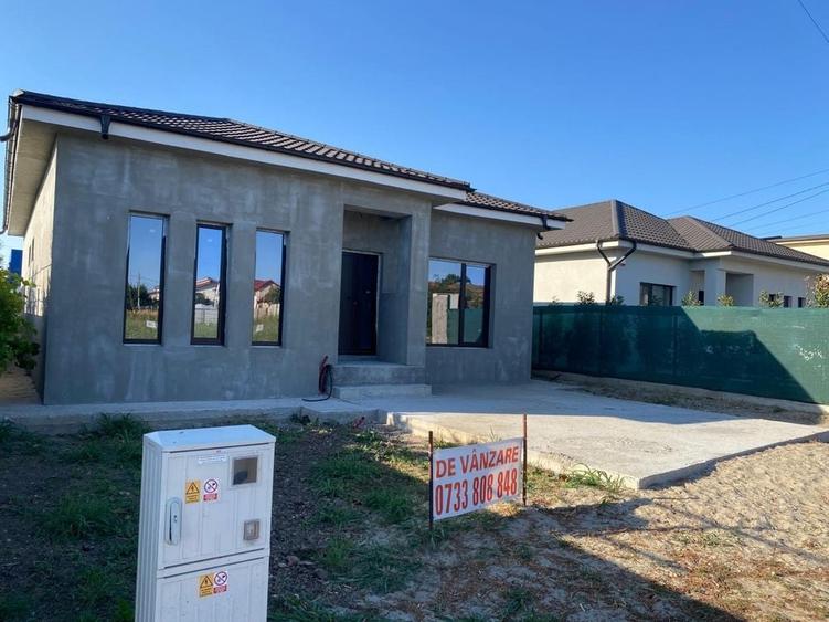 Casă cu 3 camere în Cumpăna