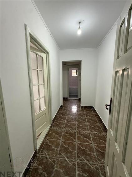 Apartament cu 3 camere decomandat în Brăilei