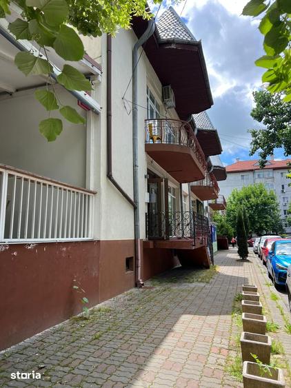 Spațiu comercial, de 1,339 mp, în Central