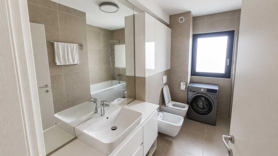 Apartament cu 3 camere decomandat în Păcurari