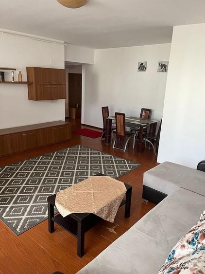Apartament cu 2 camere semidecomandat în Vitan