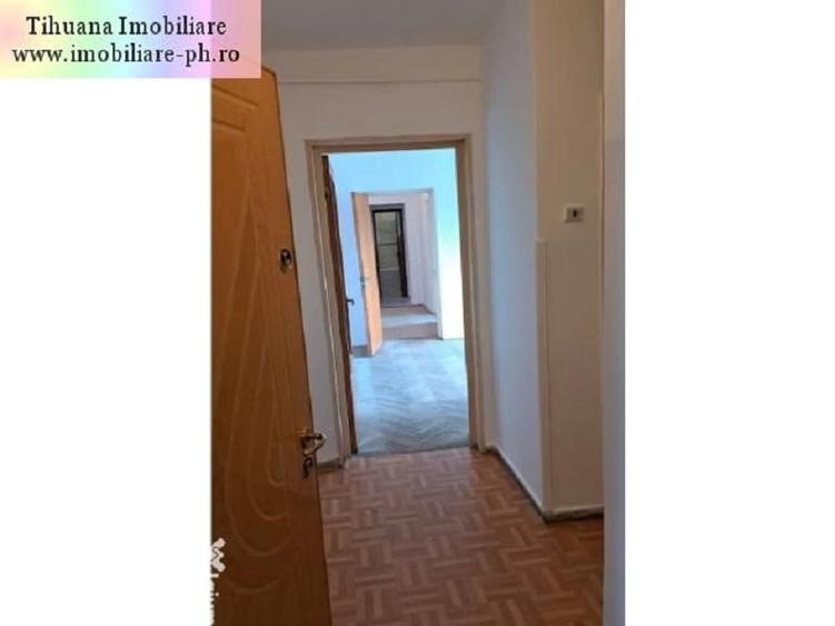 Apartament cu 3 camere semidecomandat în Nord