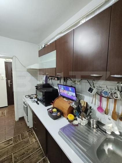 Apartament cu 2 camere semidecomandat, mobilat în Tătărași