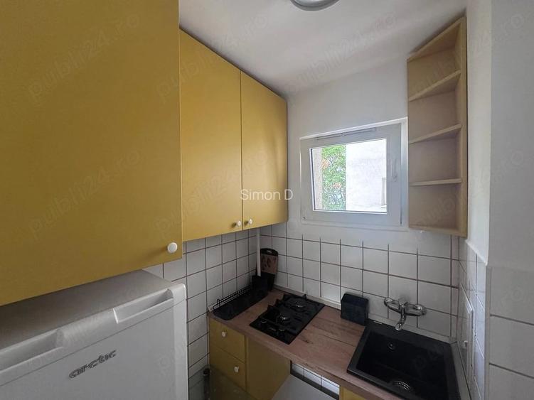 Inchiriez garsoniera Piata Alba Iulia