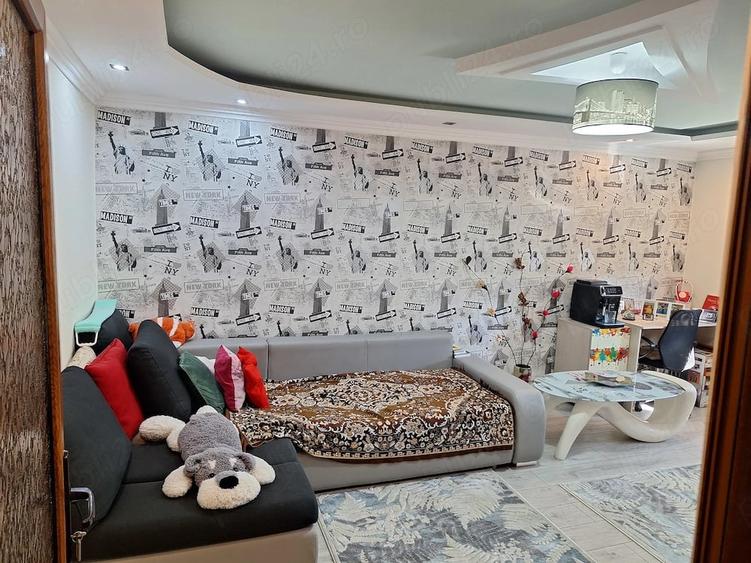 Apartament cu 2 camere semidecomandat în Central