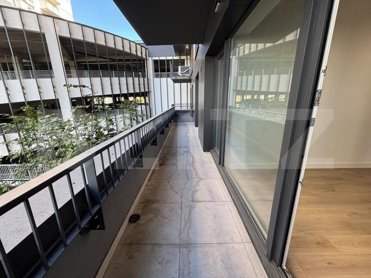 Apartament cu 2 camere decomandat în Baza 3