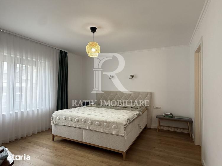 Casă cu 5 camere cu Teren 500 Mp în Sântandrei
