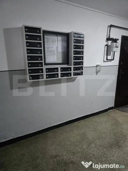 Apartament cu 2 camere semidecomandat în Micro 4