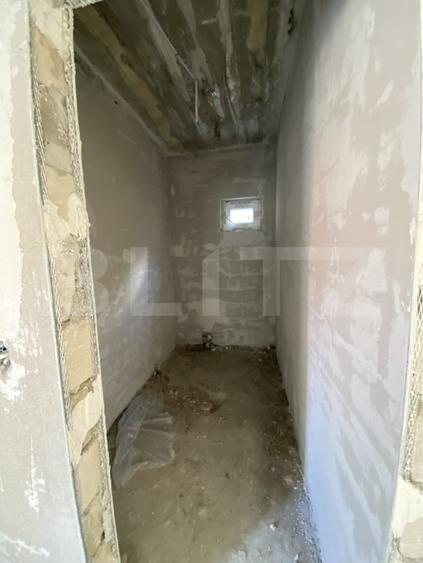 Casă individuală cu 5 camere cu Canalizare în Decebal