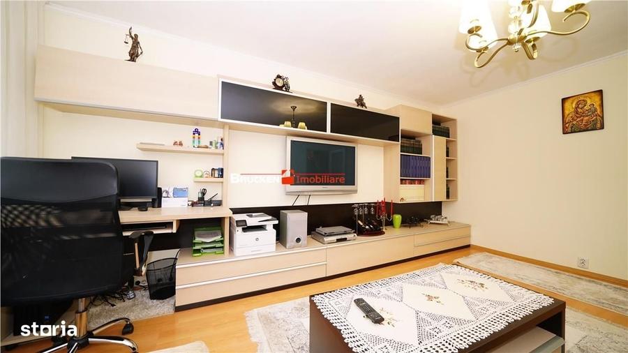 Apartament cu 4 camere în Central